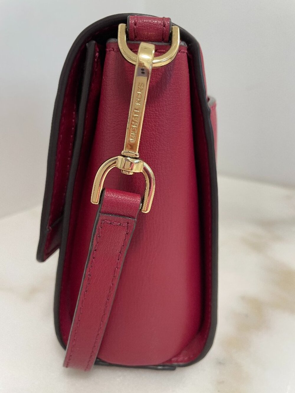 Michael Kors Ellis Medium Flap Messenger/Shoulder Bag Maroon Leather - Picture 3 of 15